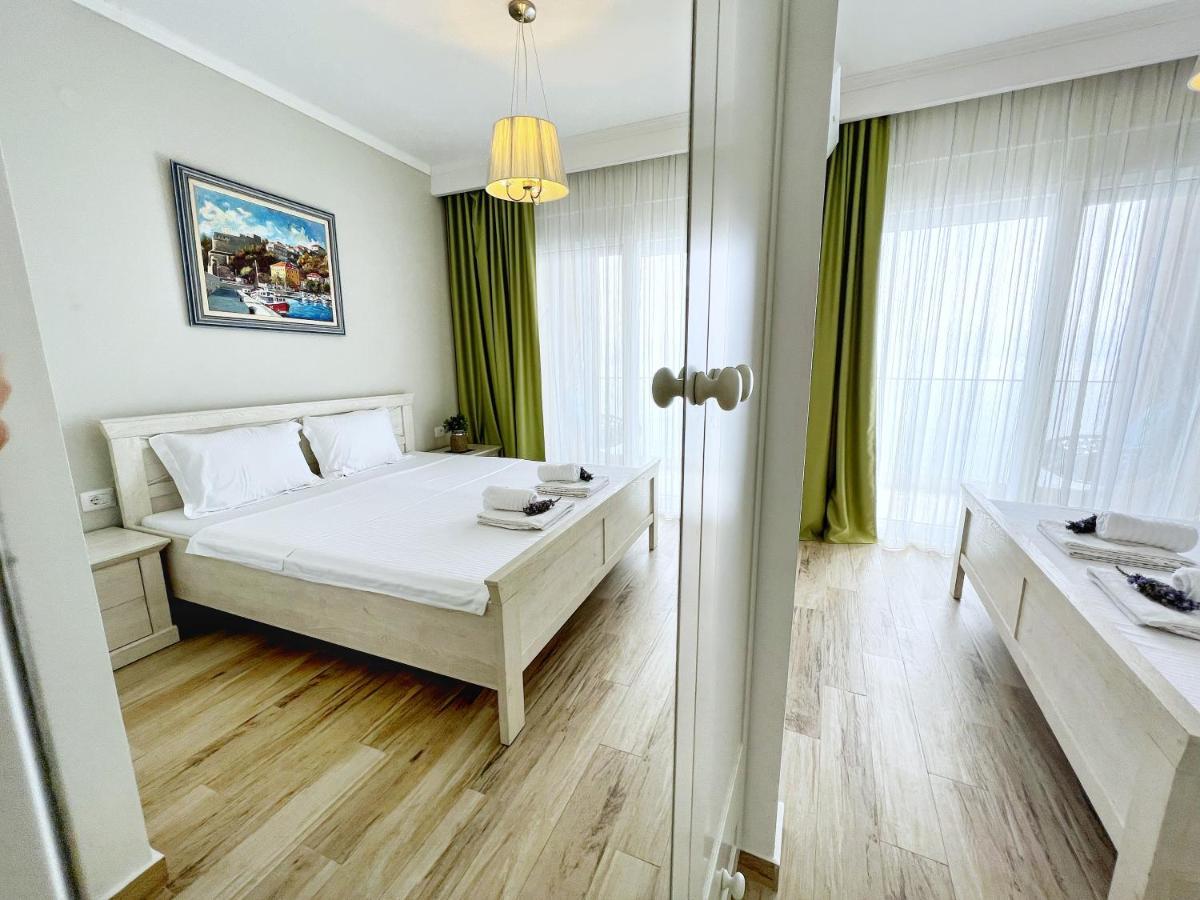 Yourhome beach first line Dobrá Voda Exterior foto