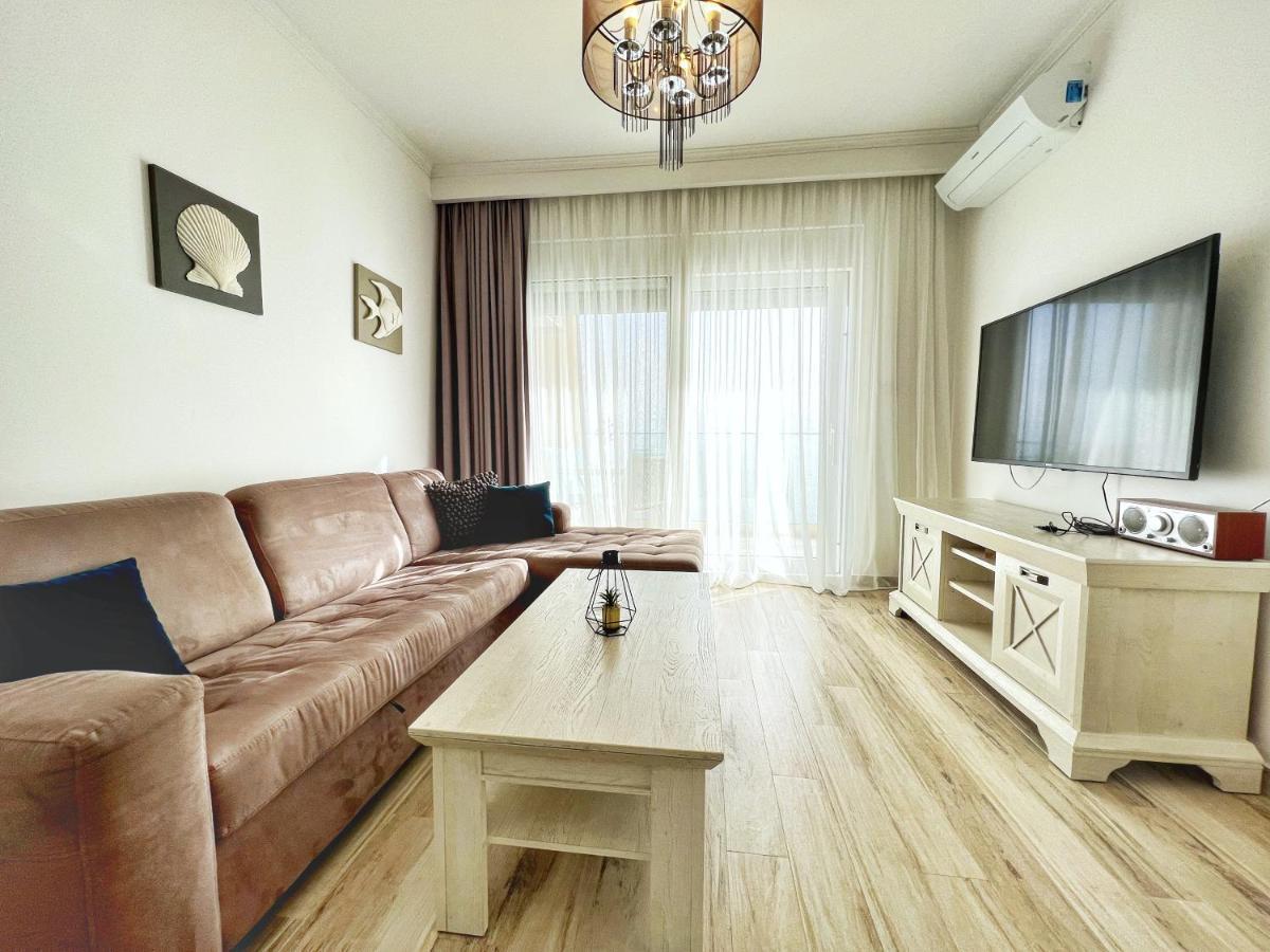 Yourhome beach first line Dobrá Voda Exterior foto