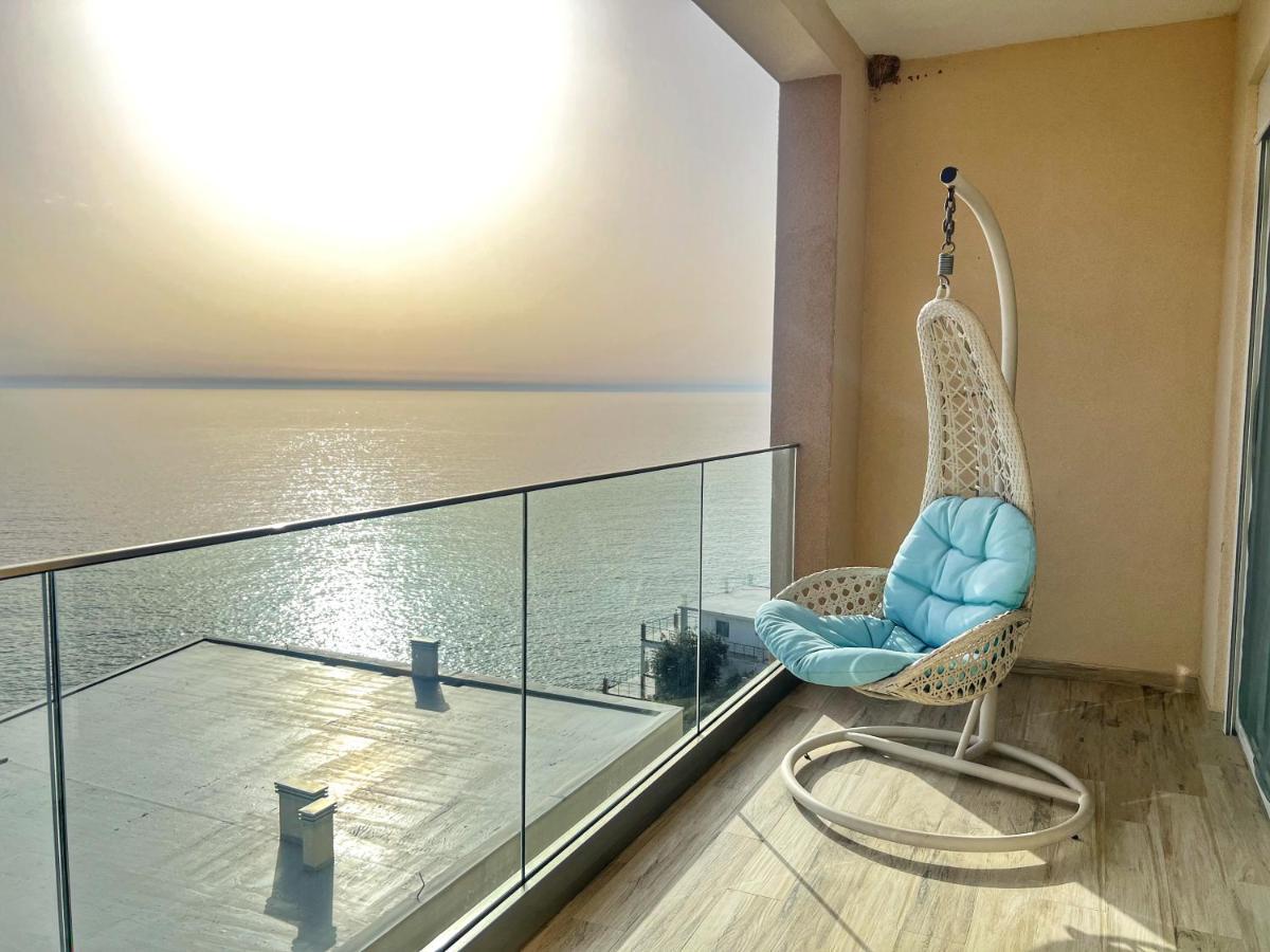 Yourhome beach first line Dobrá Voda Exterior foto