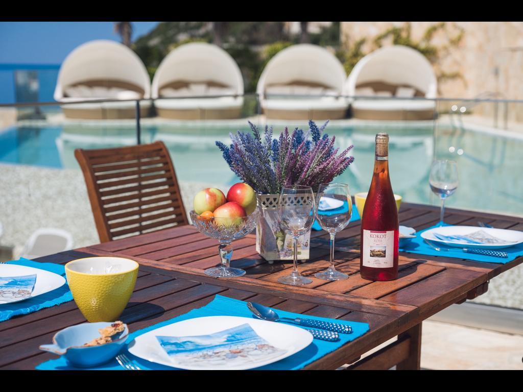 Yourhome beach first line Dobrá Voda Exterior foto